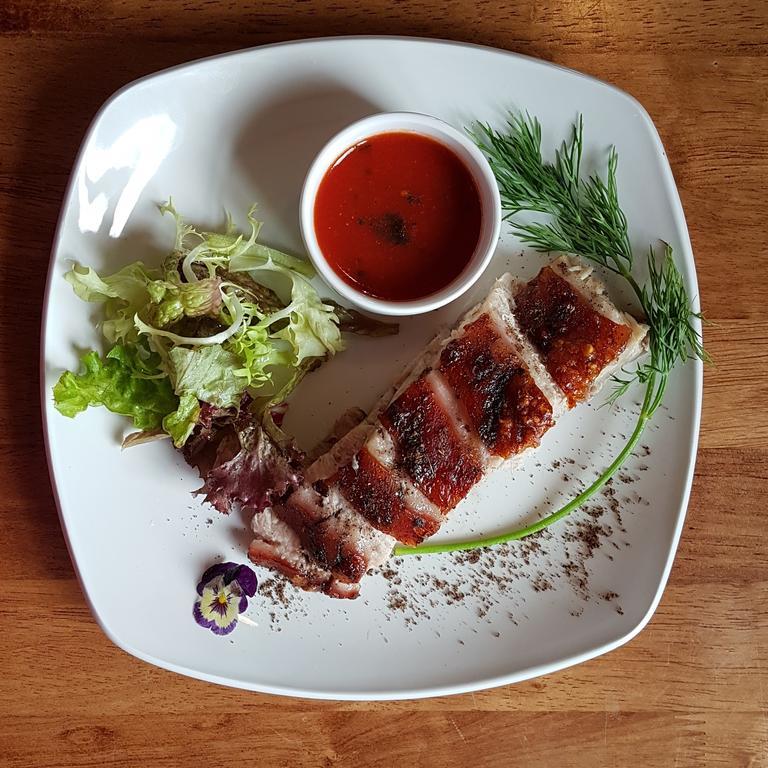 New Gurkha Inn Brecon Luaran gambar