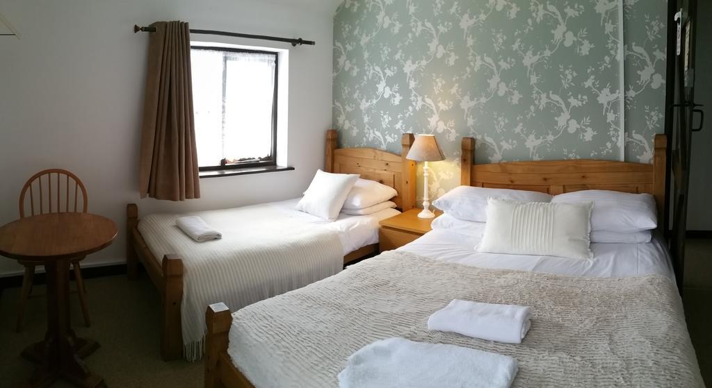 New Gurkha Inn Brecon Luaran gambar
